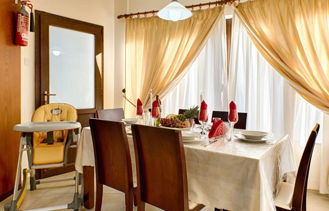 Villa Tsikkos Tria Polis Extérieur photo